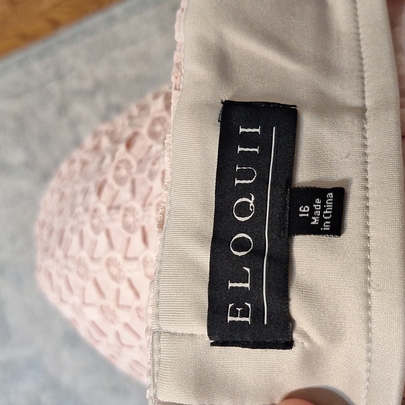 Eloquii Cream Pencil Skirt Knee-Length +FREE GIFT WITH PURCHASE - Picture 3 of 3